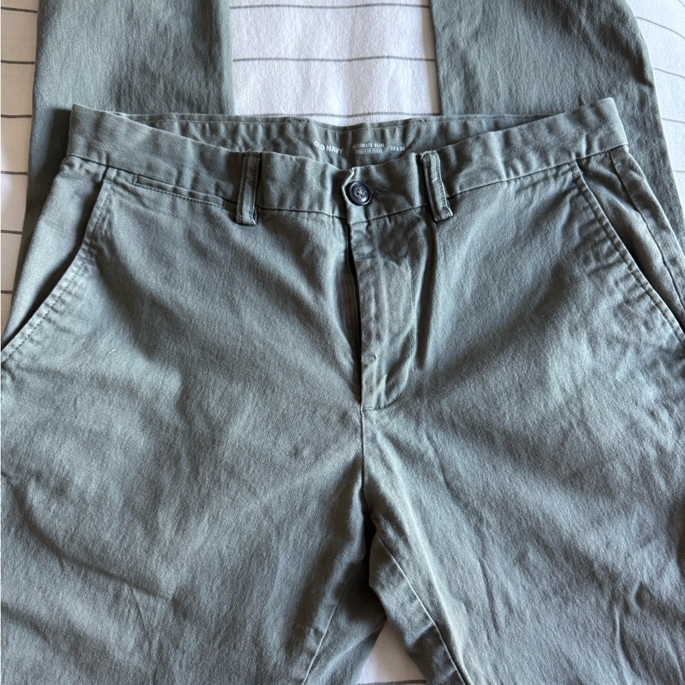 Old Navy Men’s Chinos